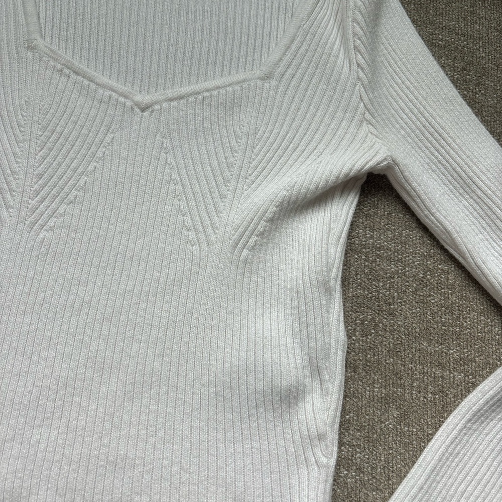 Hollister Cream Ribbed Knit Top - Picture 4 of 5